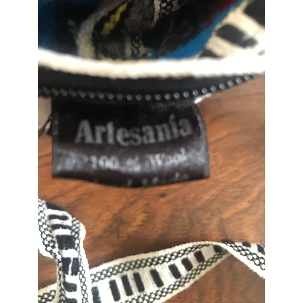 Artesanía 100% wool hand made from Ecuador shoulders bag